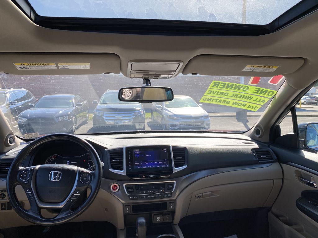 2017 Honda Pilot Image 9