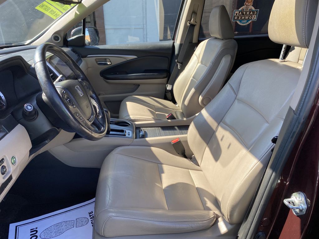 2017 Honda Pilot Image 14