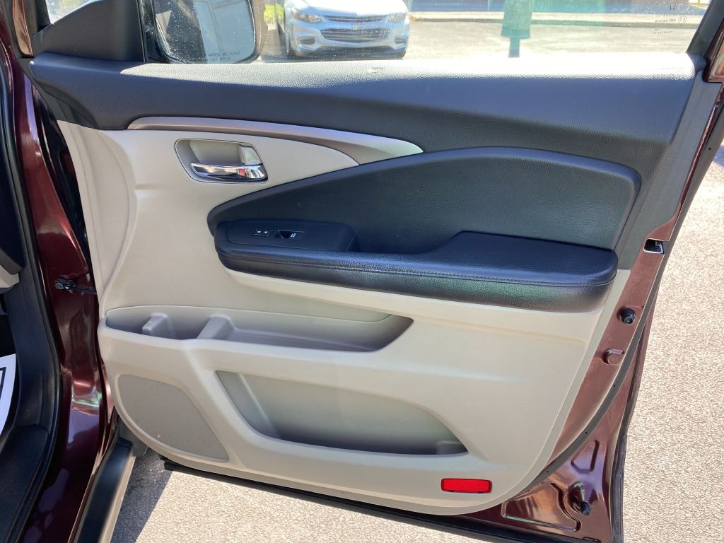 2017 Honda Pilot Image 24