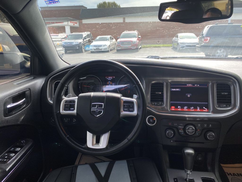 2014 Dodge Charger Image 10