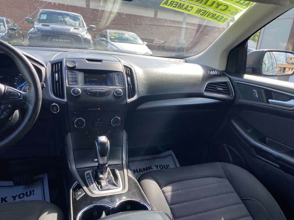 2016 Ford Edge Image 11