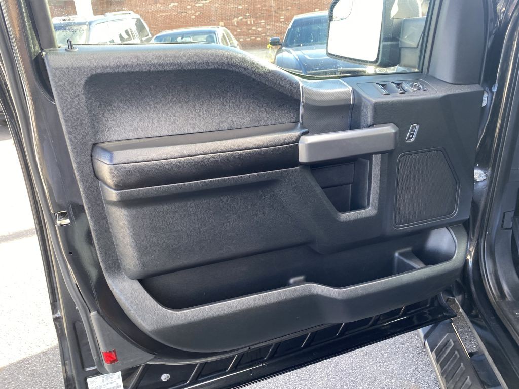 2015 Ford F-150 Image 19