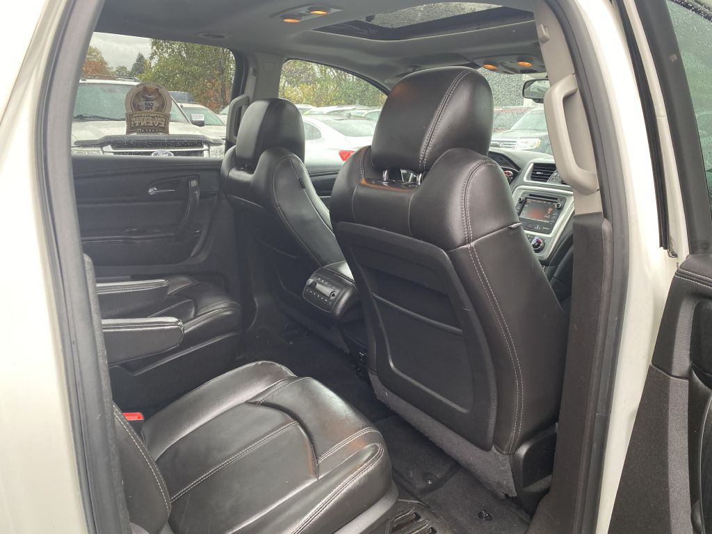2014 GMC Acadia Image 18