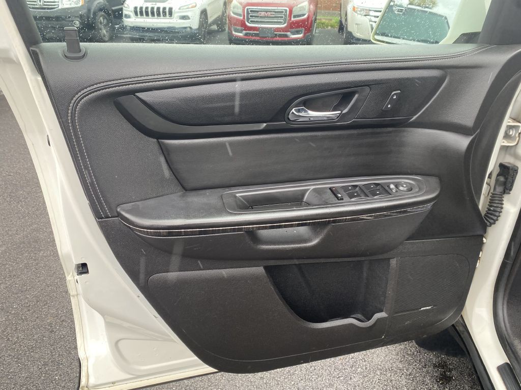 2014 GMC Acadia Image 21