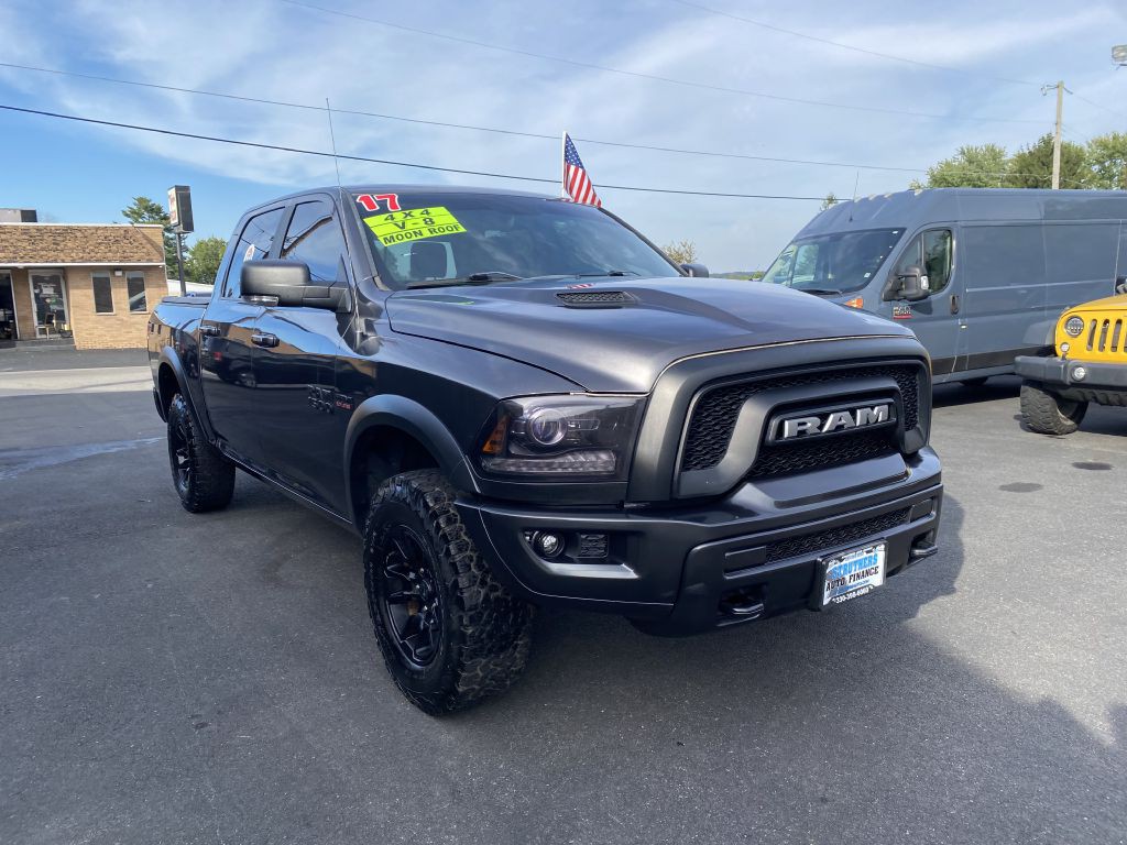2017 RAM 1500 Image 3