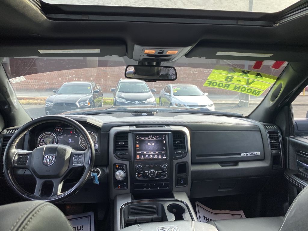 2017 RAM 1500 Image 9