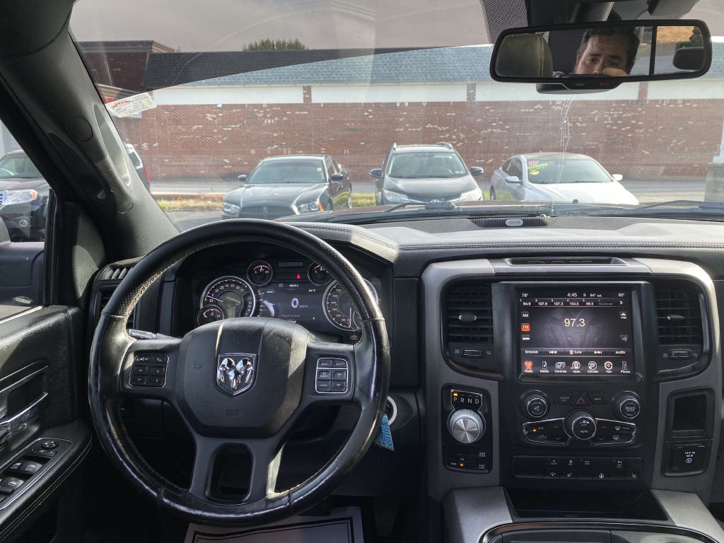 2017 RAM 1500 Image 10