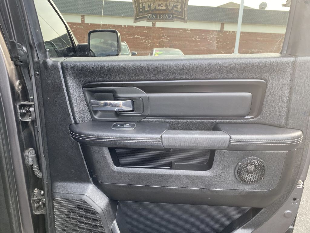 2017 RAM 1500 Image 21