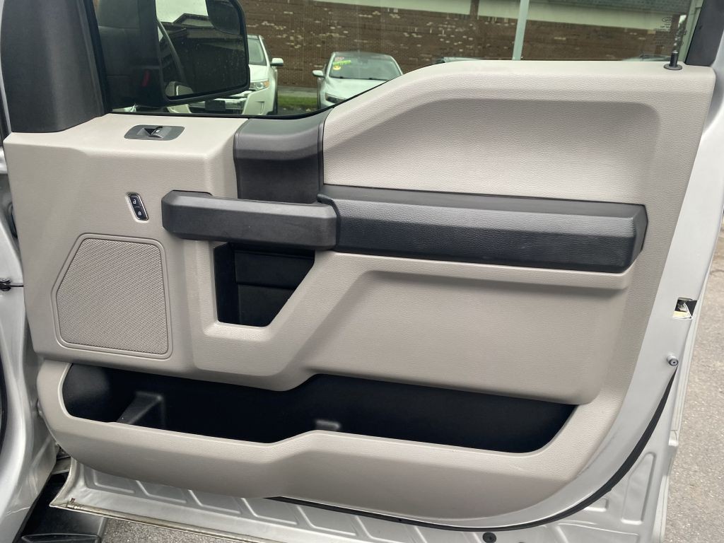 2017 Ford F-150 Image 22