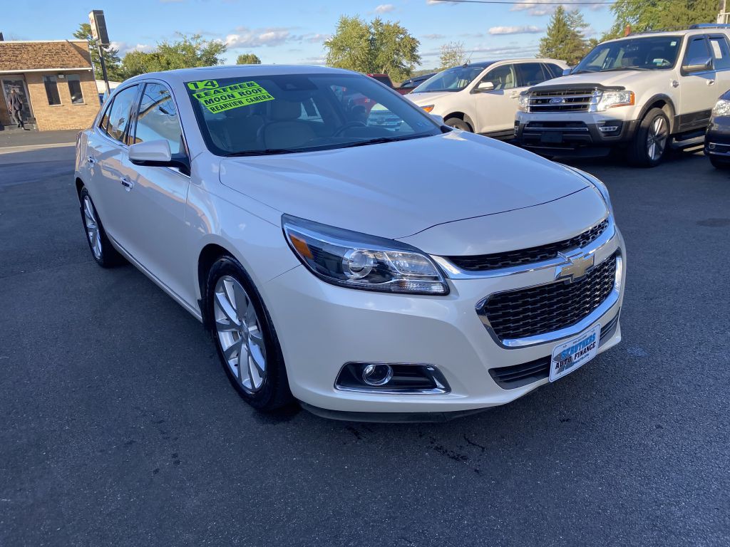 2014 Chevrolet Malibu Image 3