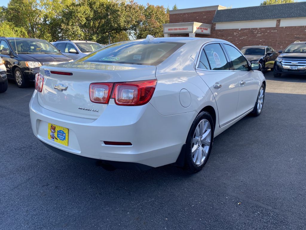 2014 Chevrolet Malibu Image 5