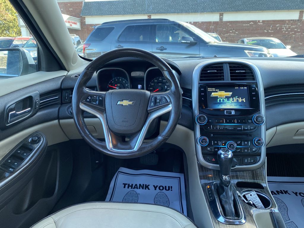2014 Chevrolet Malibu Image 10