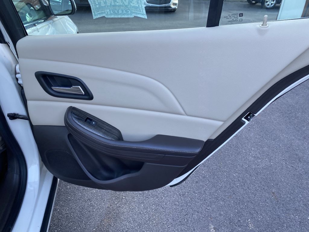 2014 Chevrolet Malibu Image 21