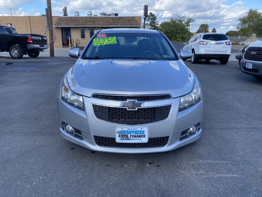 2014 Chevrolet Cruze Image 2