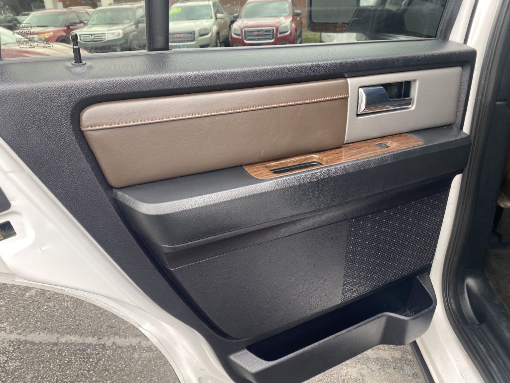 2016 Ford Expedition Image 22