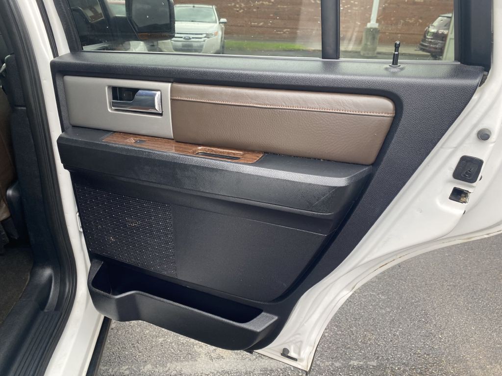 2016 Ford Expedition Image 23