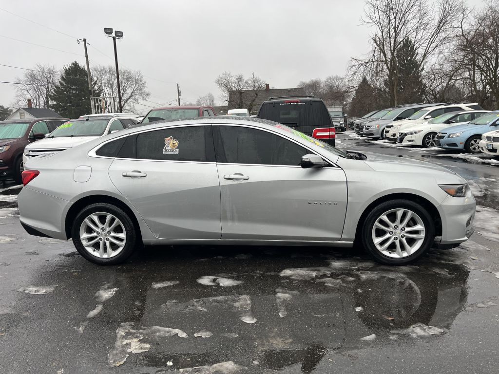 2017 Chevrolet Malibu Image 4