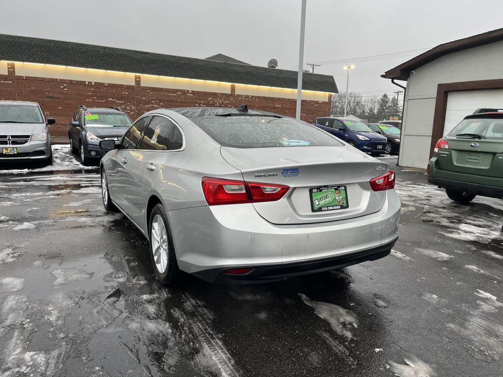 2017 Chevrolet Malibu Image 7