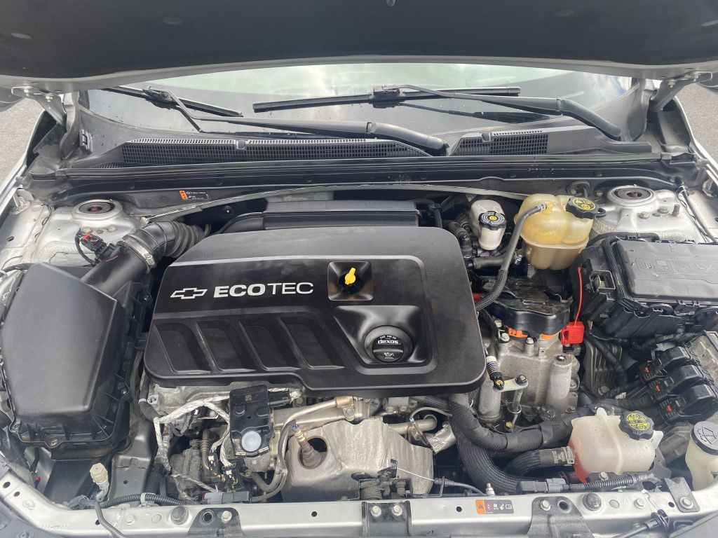 2017 Chevrolet Malibu Image 23