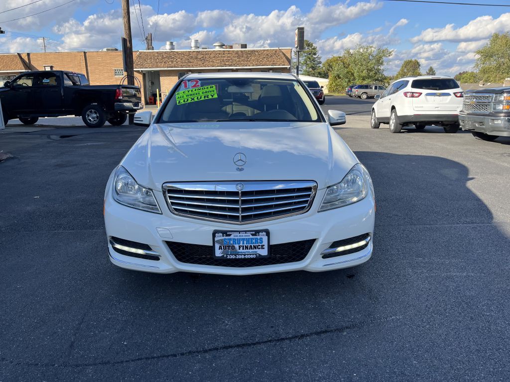 2012 Mercedes-Benz C-Class Image 2