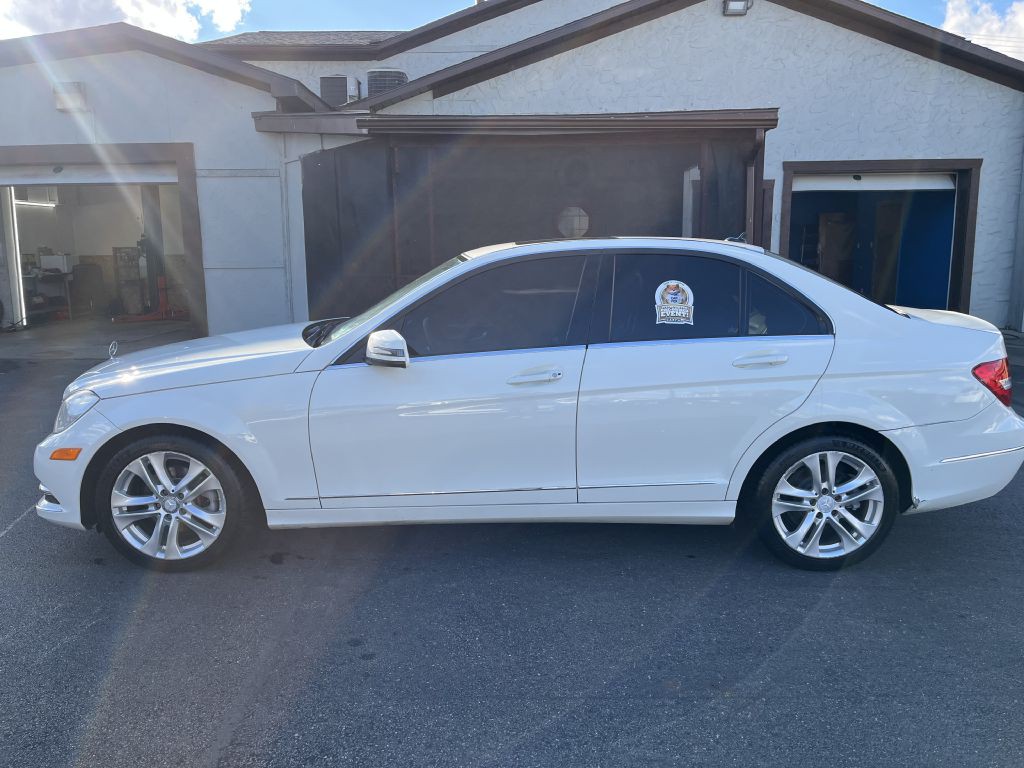 2012 Mercedes-Benz C-Class Image 8