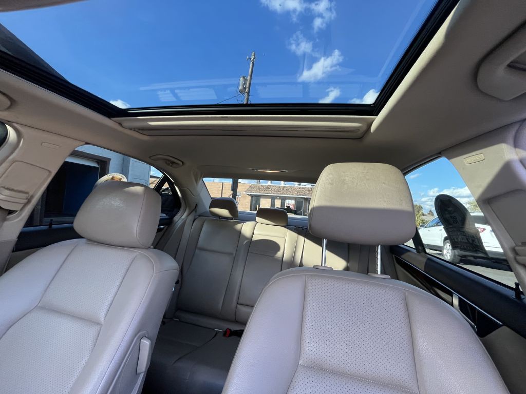 2012 Mercedes-Benz C-Class Image 18