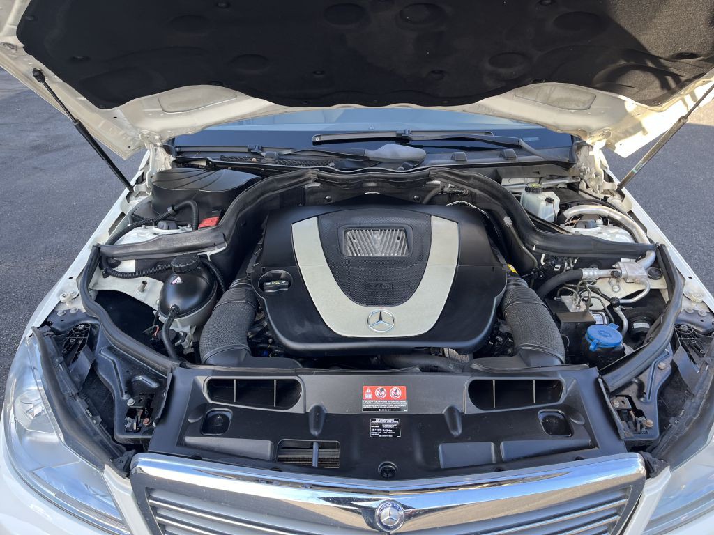 2012 Mercedes-Benz C-Class Image 23