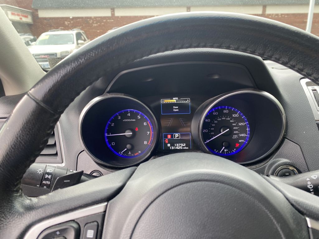 2016 Subaru Outback Image 12