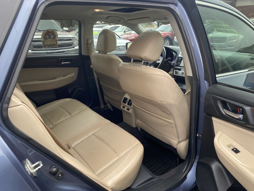 2016 Subaru Outback Image 16
