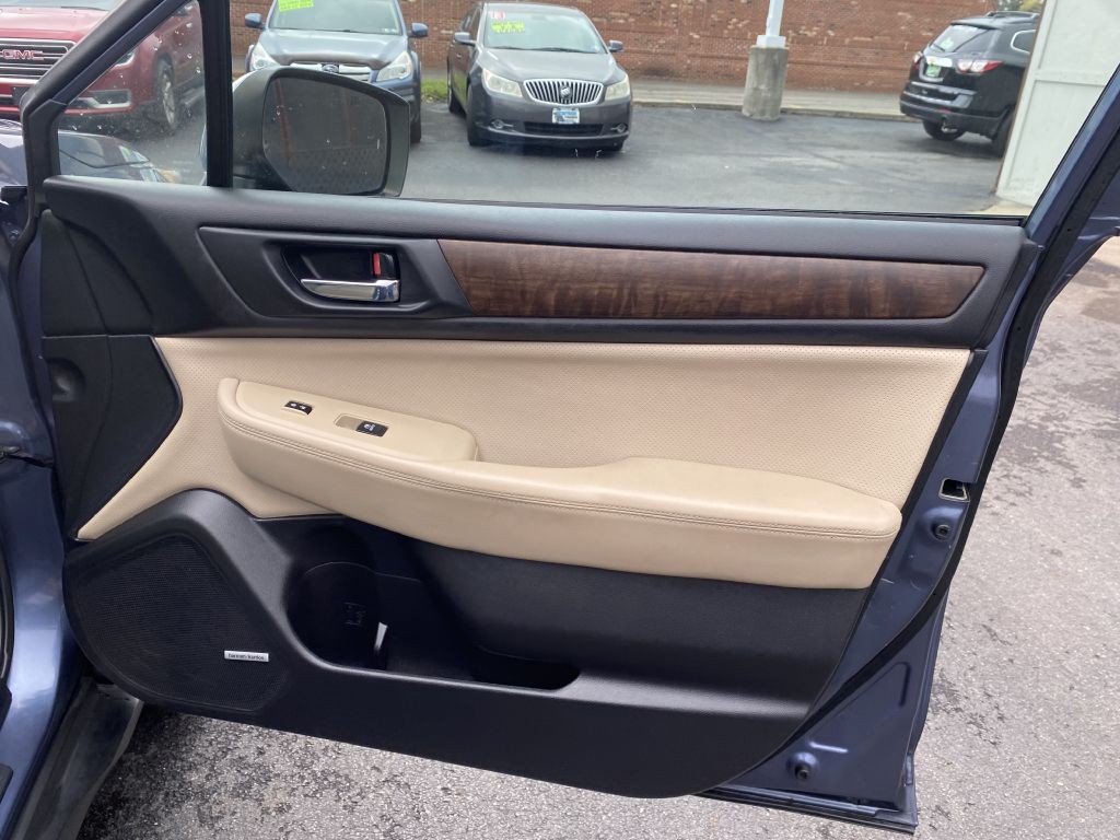 2016 Subaru Outback Image 22