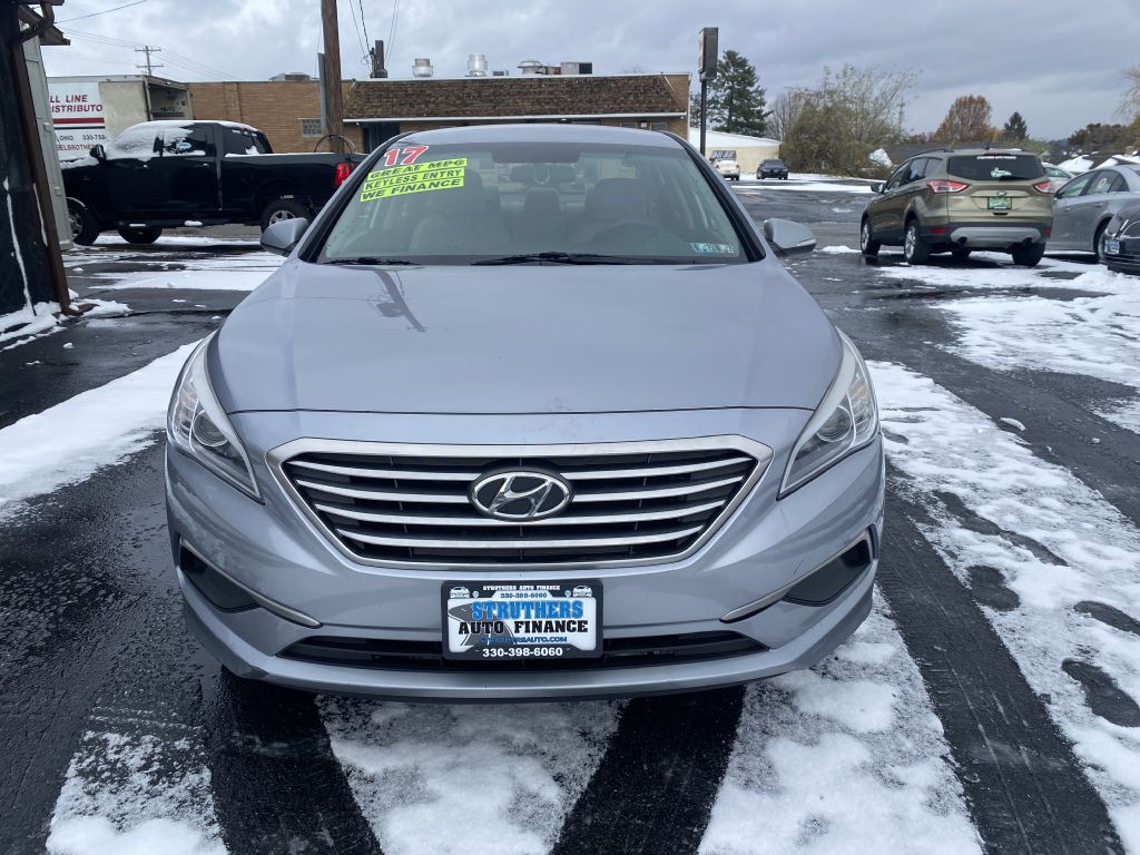 2017 Hyundai Sonata Image 2