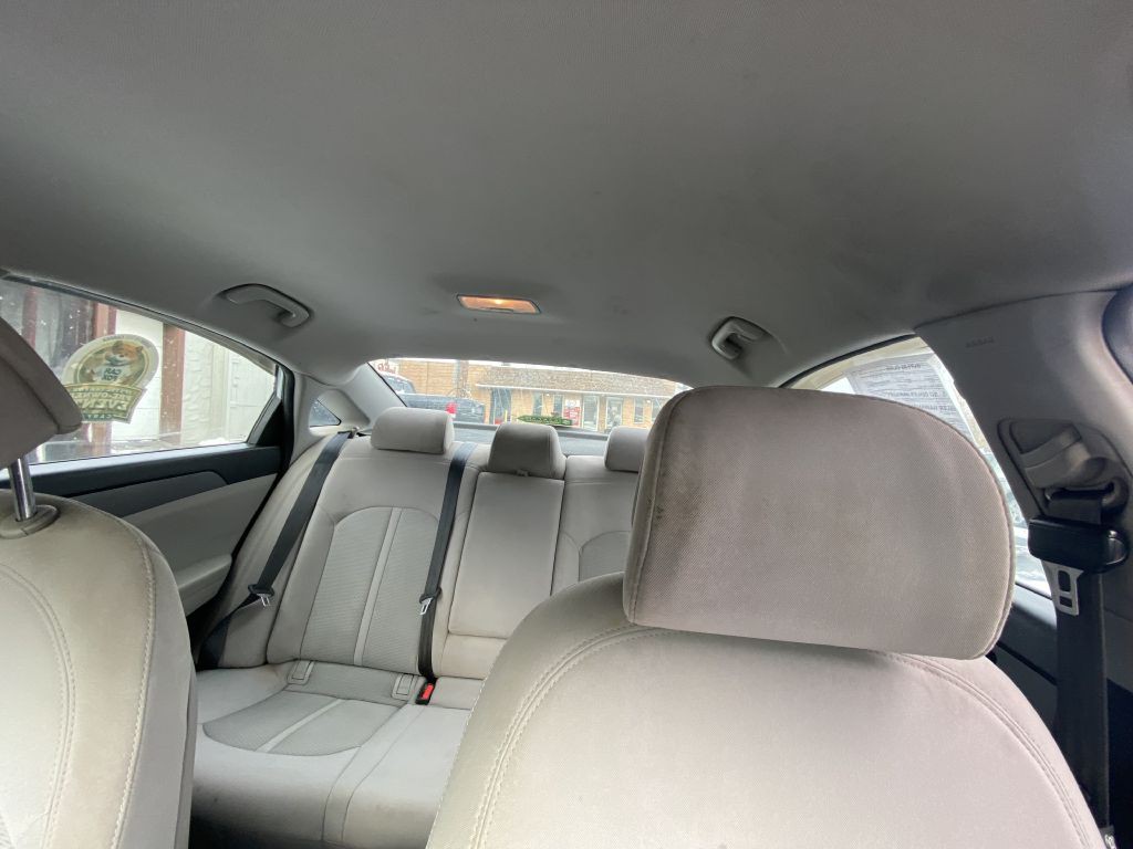 2017 Hyundai Sonata Image 18
