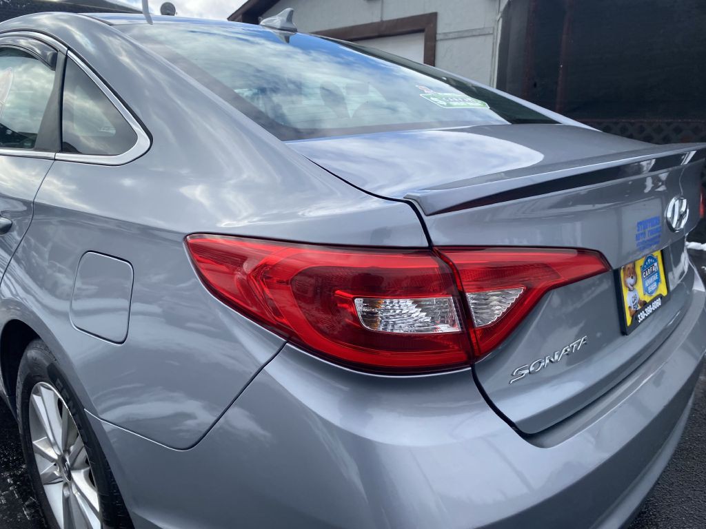2017 Hyundai Sonata Image 25
