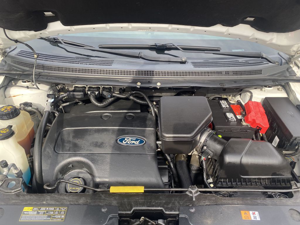 2014 Ford Edge Image 24