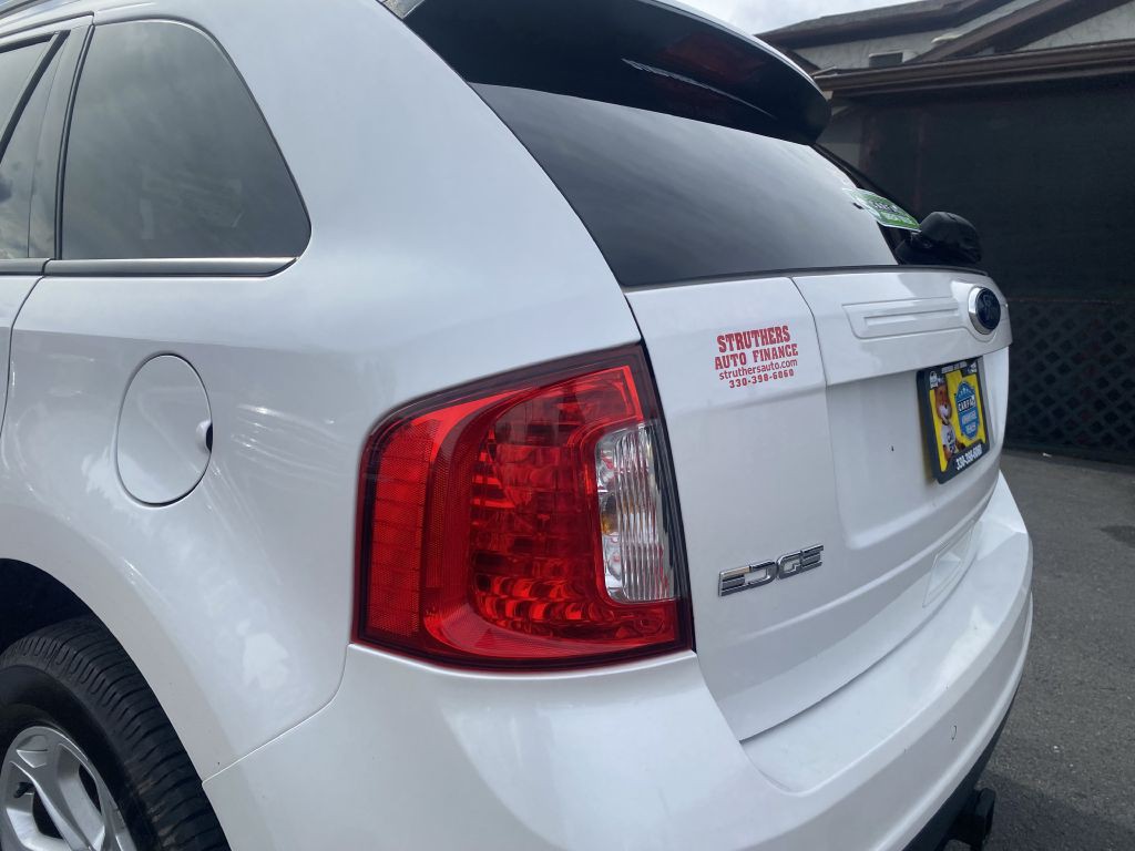 2014 Ford Edge Image 26