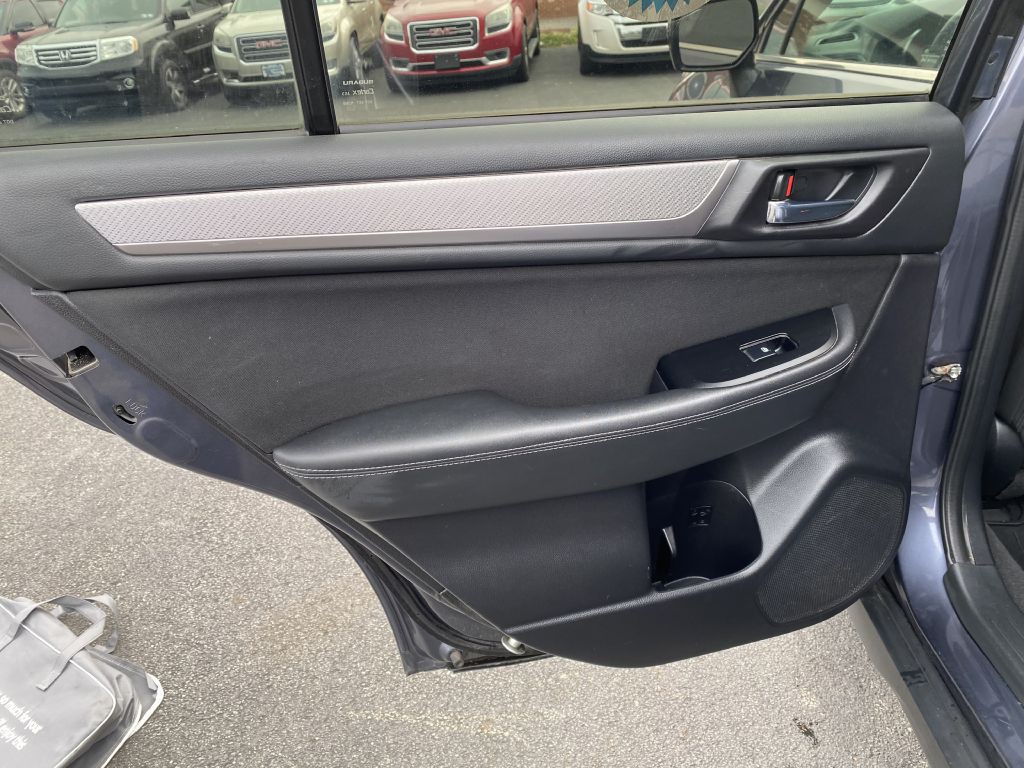 2015 Subaru Outback Image 21