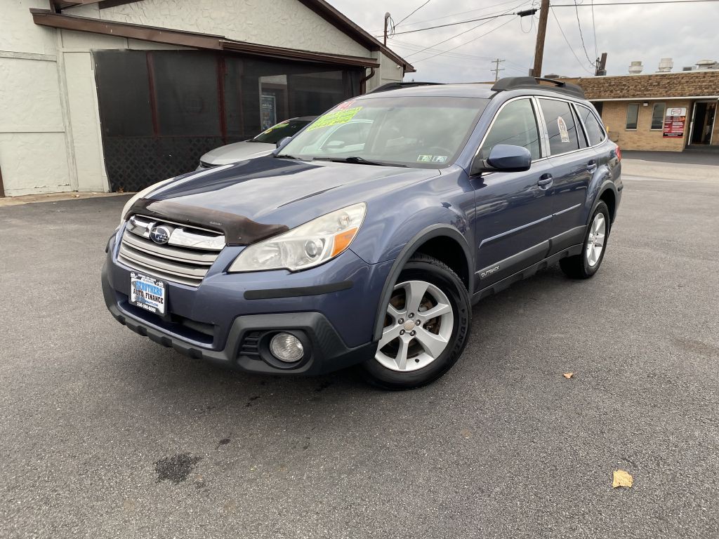 2014 Subaru Outback Image 1