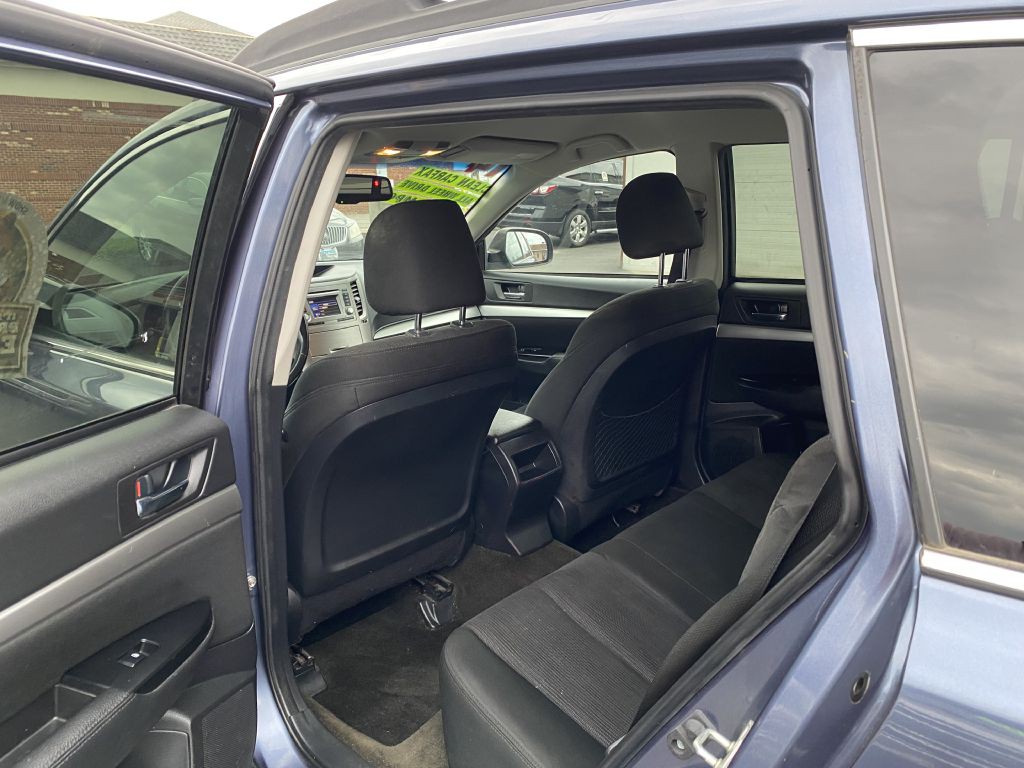 2014 Subaru Outback Image 15