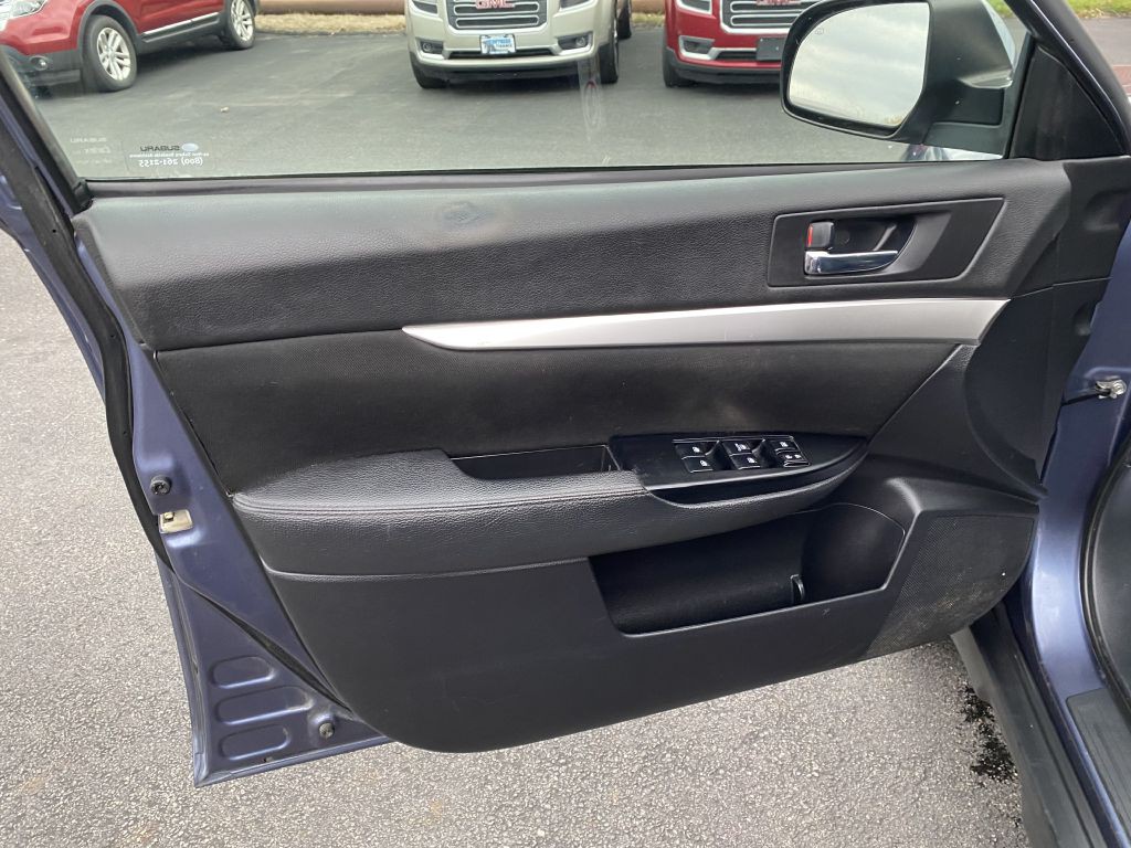 2014 Subaru Outback Image 19