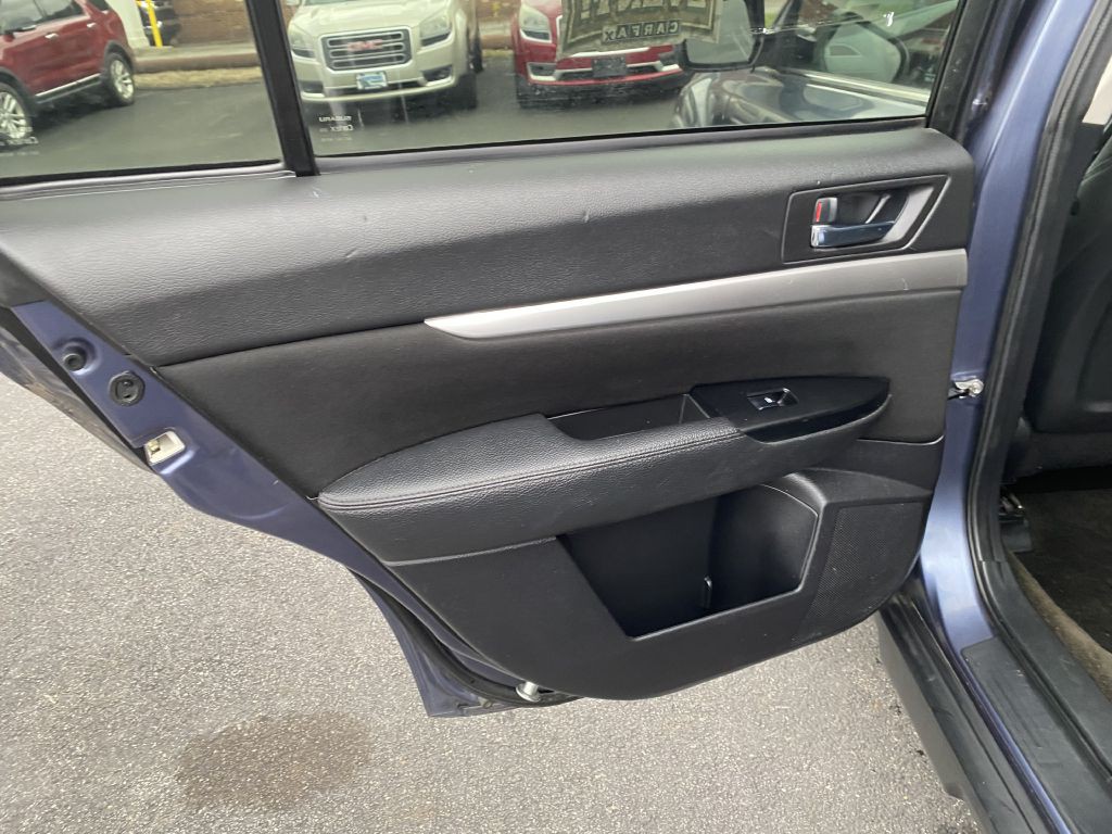 2014 Subaru Outback Image 20