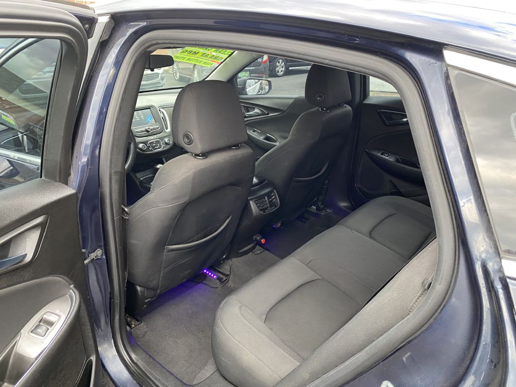 2016 Chevrolet Malibu Image 15