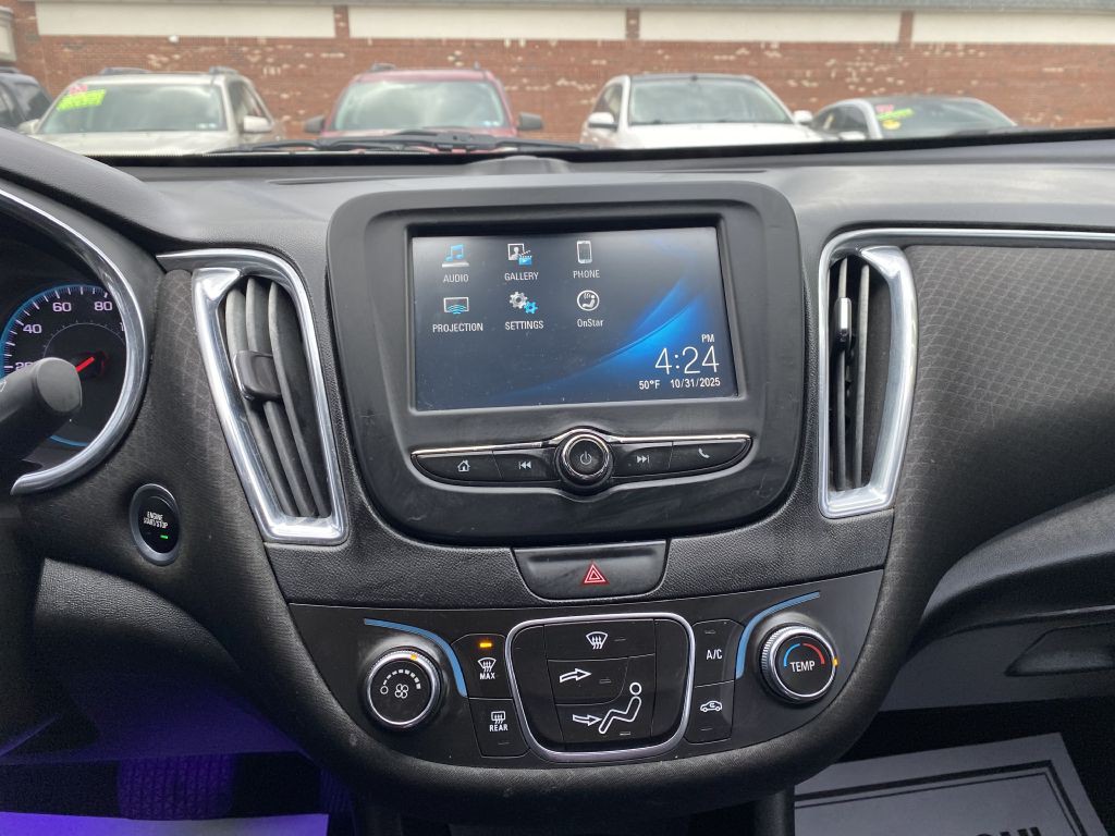 2016 Chevrolet Malibu Image 13