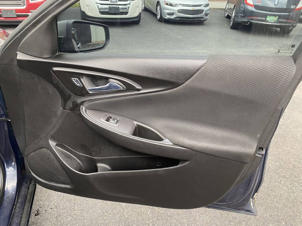 2016 Chevrolet Malibu Image 22