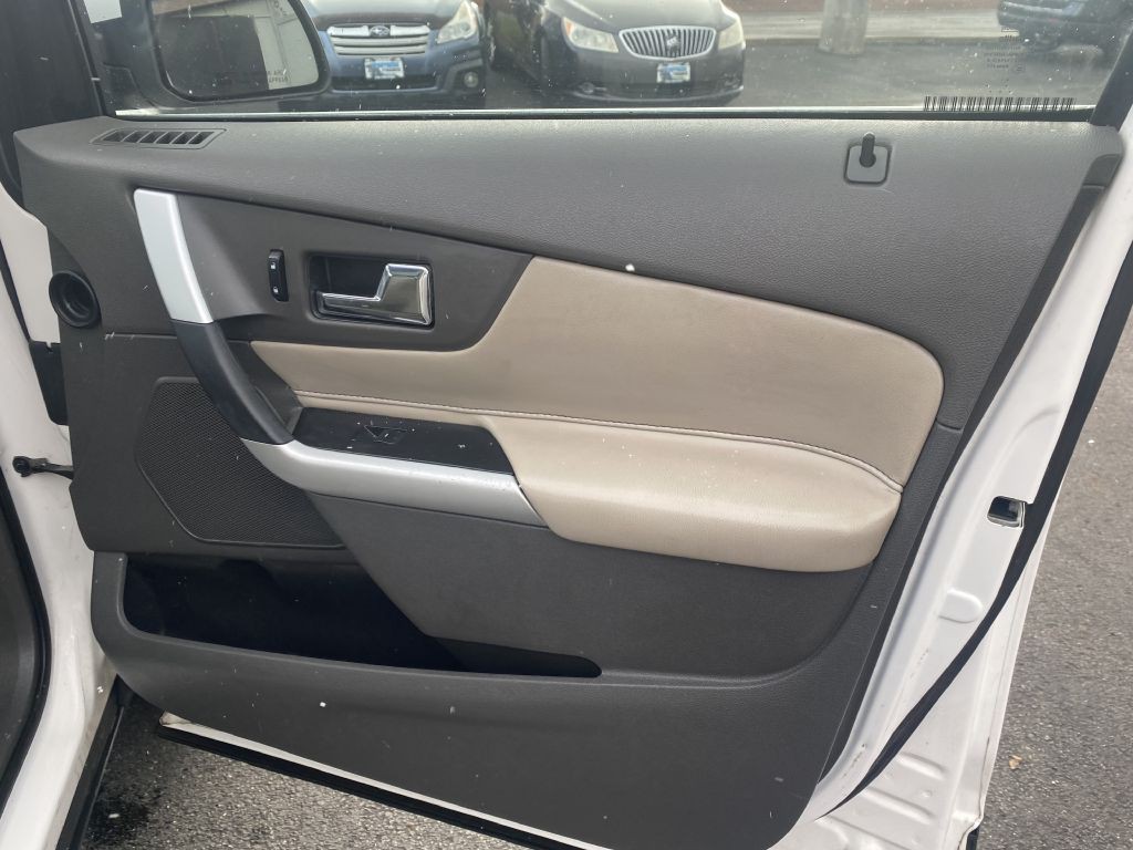 2013 Ford Edge Image 22