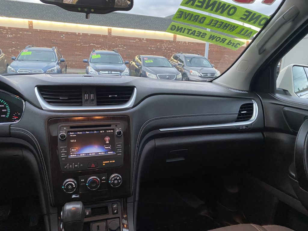 2015 Chevrolet Traverse Image 11