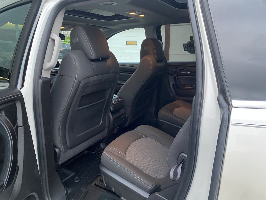 2015 Chevrolet Traverse Image 15