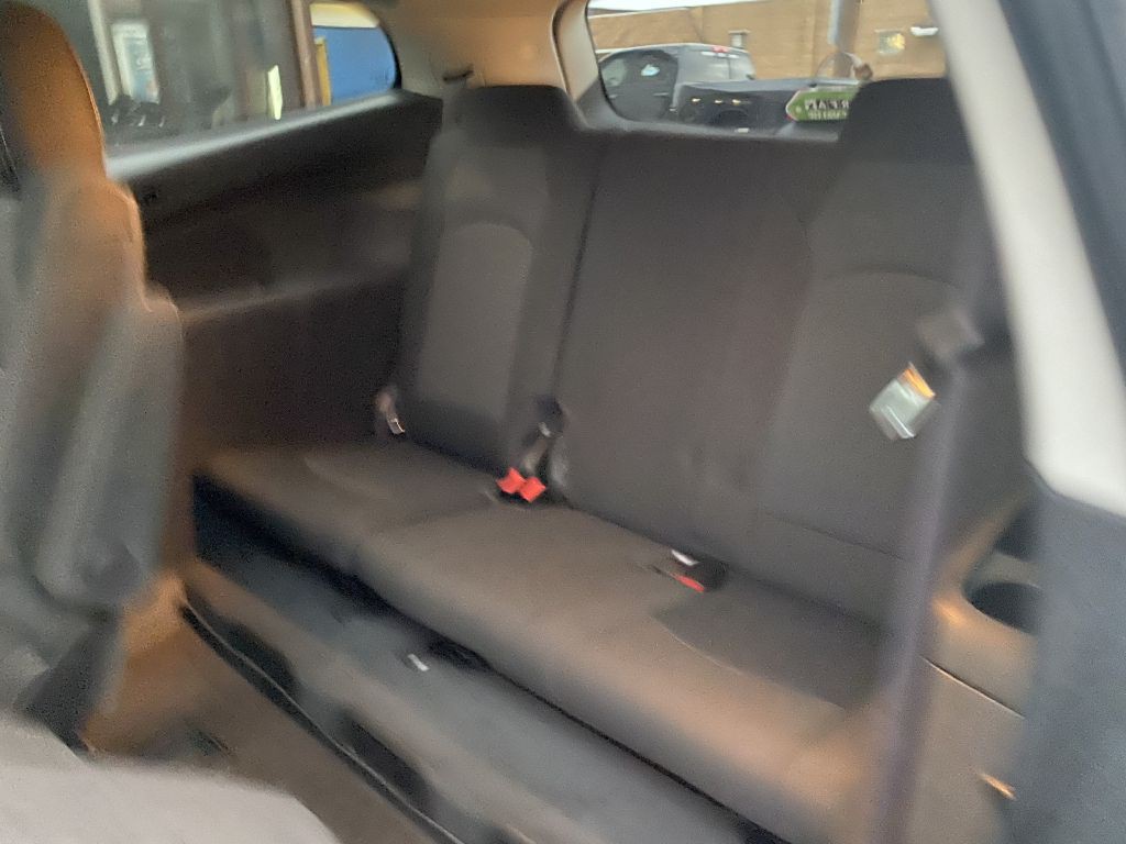 2015 Chevrolet Traverse Image 16