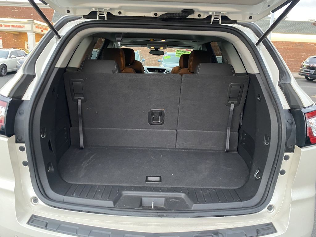 2015 Chevrolet Traverse Image 17