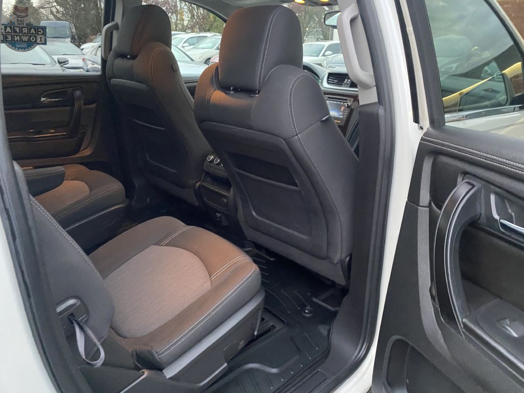 2015 Chevrolet Traverse Image 18