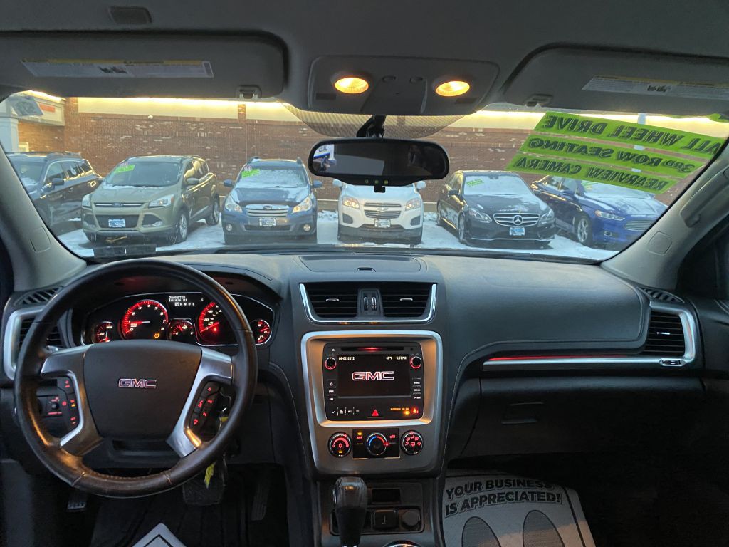 2016 GMC Acadia Image 9